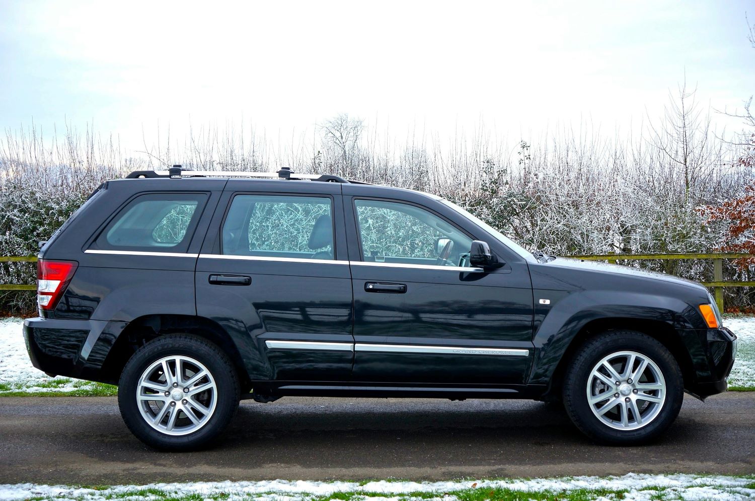 Odkryj siłę SUV-ów – używane auta przygotowane do jazdy